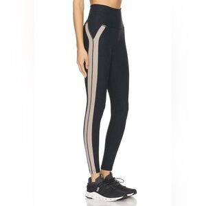 ✨ Beyond Yoga Spacedye Top Line Midi Legging — Size M ✨